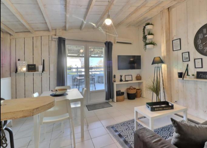 Les Maisons Du Paty Арль Екстер'єр фото